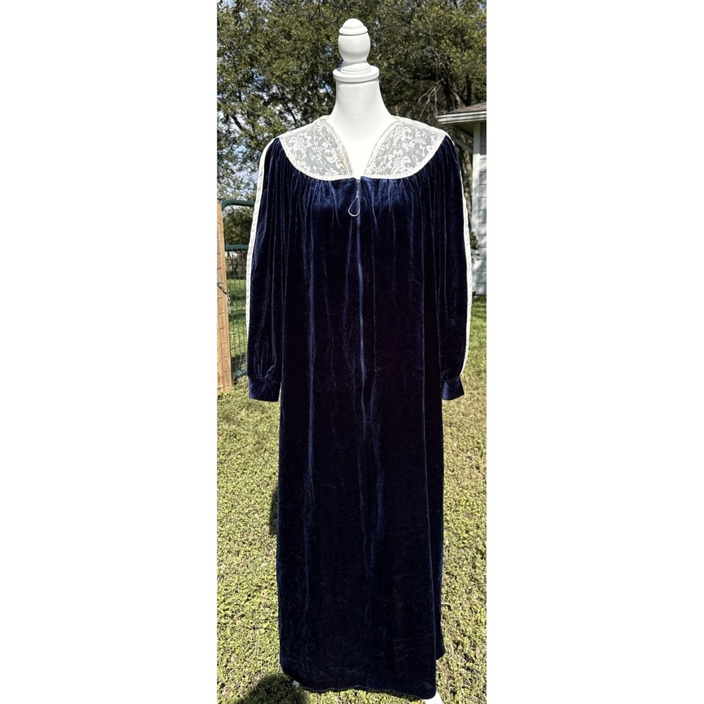 VTG Anne Leslie Velour Lingerie Maxi LONG‎ ROBE Princess Lace Fancy Satin Trim M